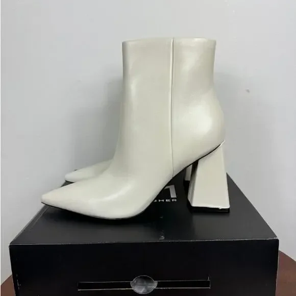 New Marc Fisher LTD Kulika Pointed Toe Bootie in Ivory Leather Women's Size 7.5 - Picture 4 of 9